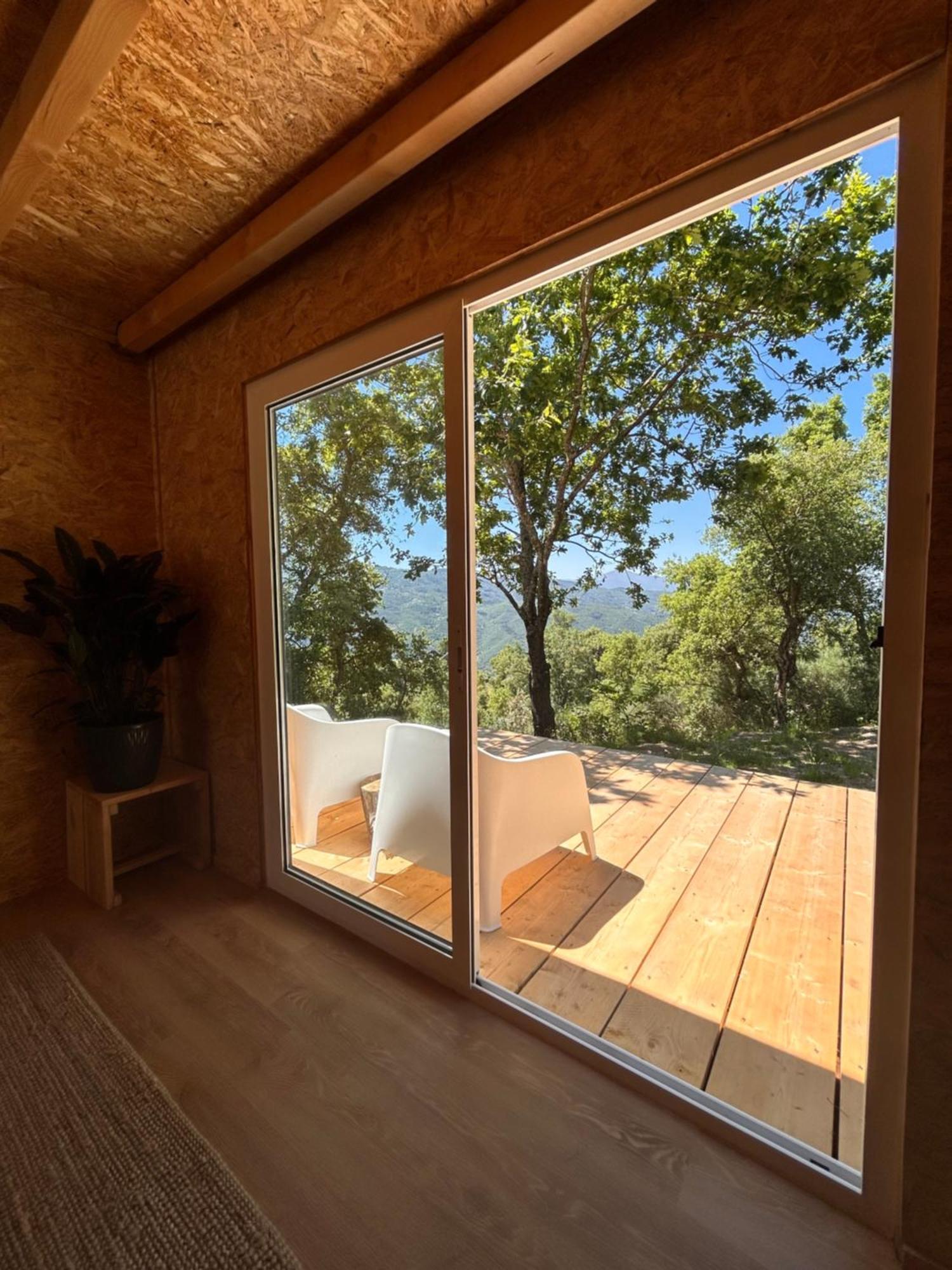 FolhadosaMonkey Tiny Barnhouse With Amazing Views!别墅 外观 照片