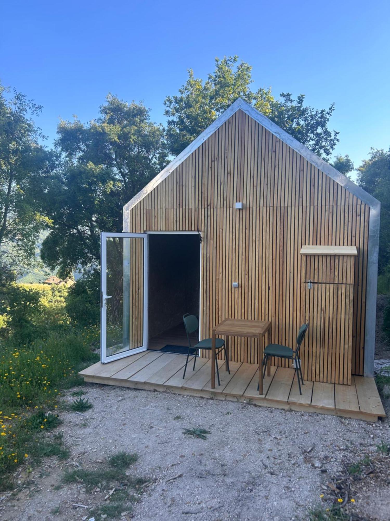 FolhadosaMonkey Tiny Barnhouse With Amazing Views!别墅 外观 照片
