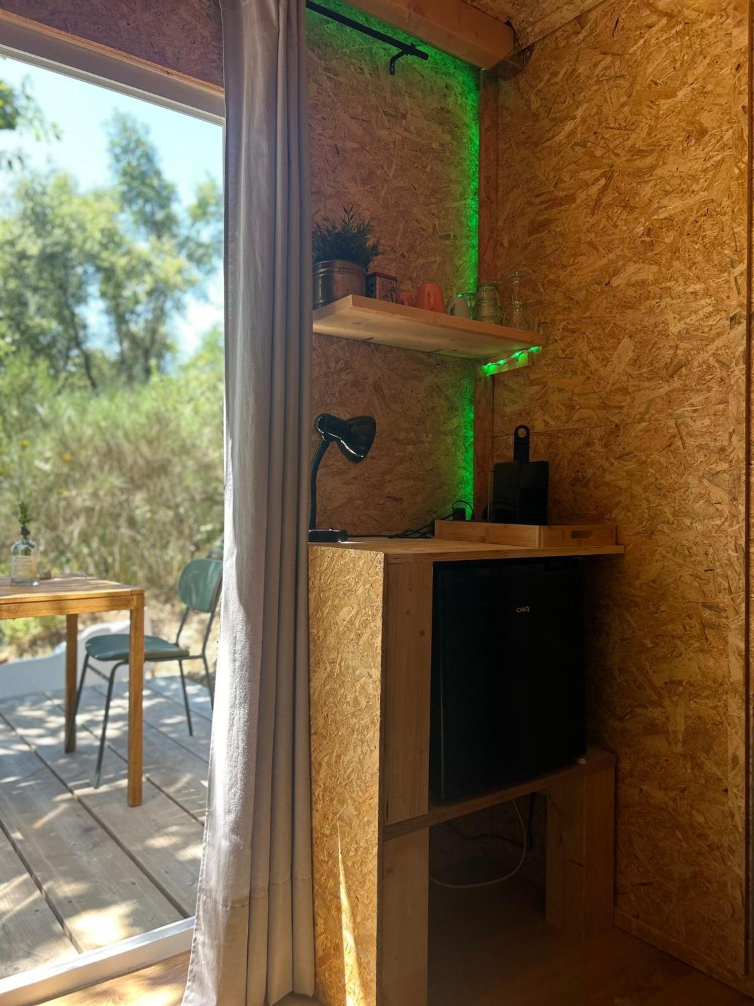 FolhadosaMonkey Tiny Barnhouse With Amazing Views!别墅 外观 照片