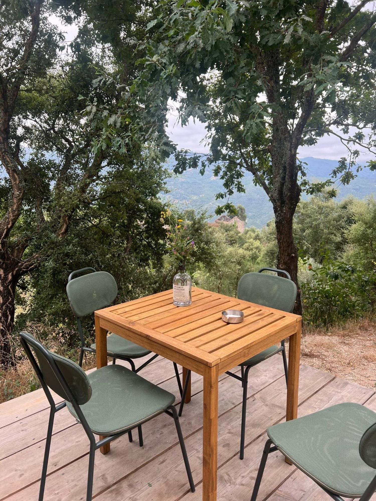 FolhadosaMonkey Tiny Barnhouse With Amazing Views!别墅 外观 照片